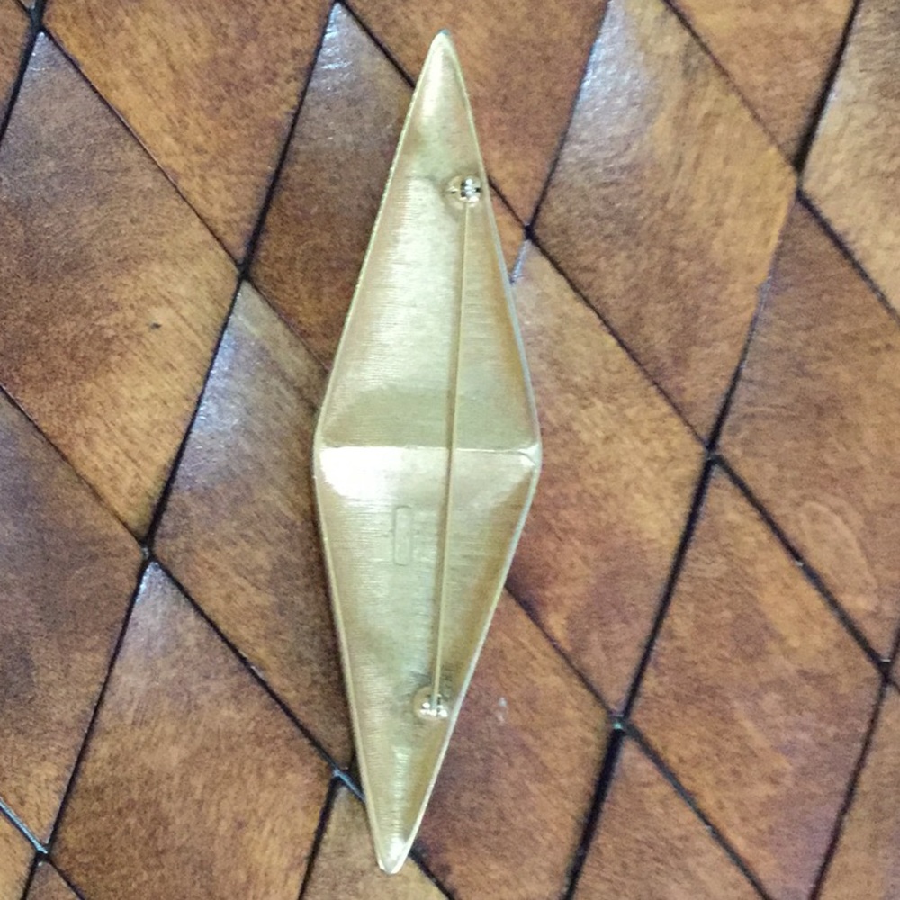 Brooch - Picture 2 of 2